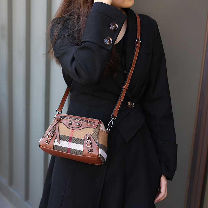 Premium Shoulder Messenger Bag - Women Bags Premium Brands 评论和价格